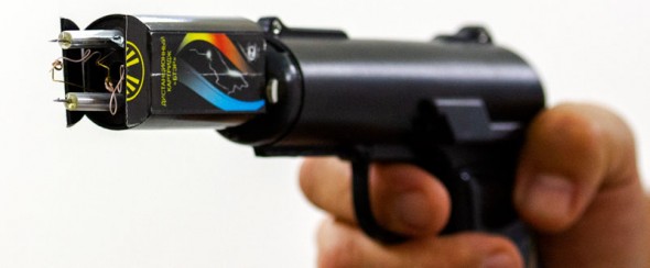 Сравнение отечественных ЭШУ с Taser CEW семейства 26. ЭШУ мощностью 3 Ватта – слабые?